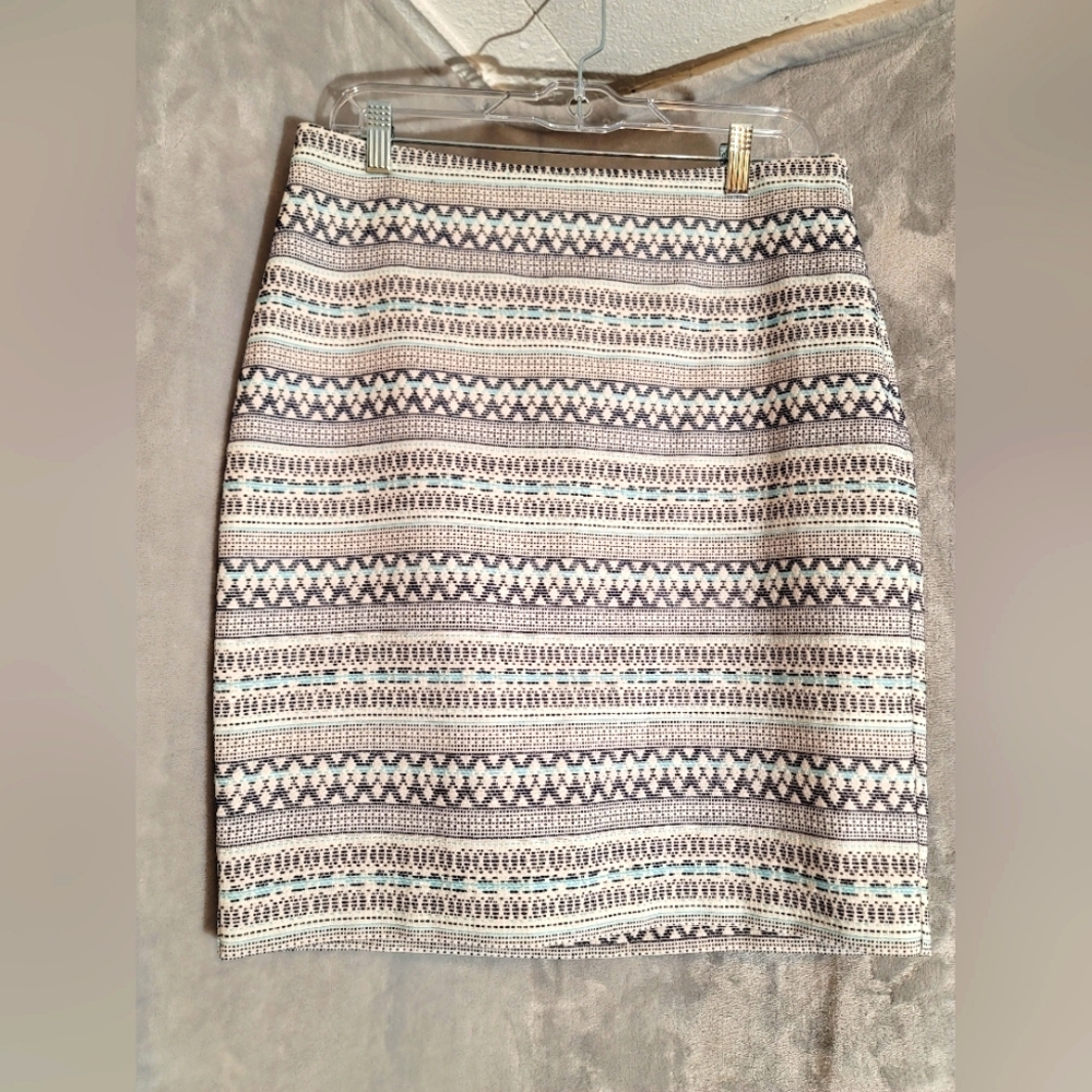🚨🚨Reduced! NWT Printed Skirt